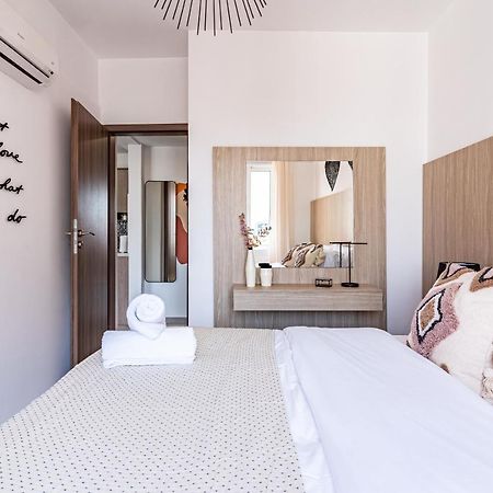 Made With Love 1-Br Apt By Finikoudes Beach Larnaca Exterior foto