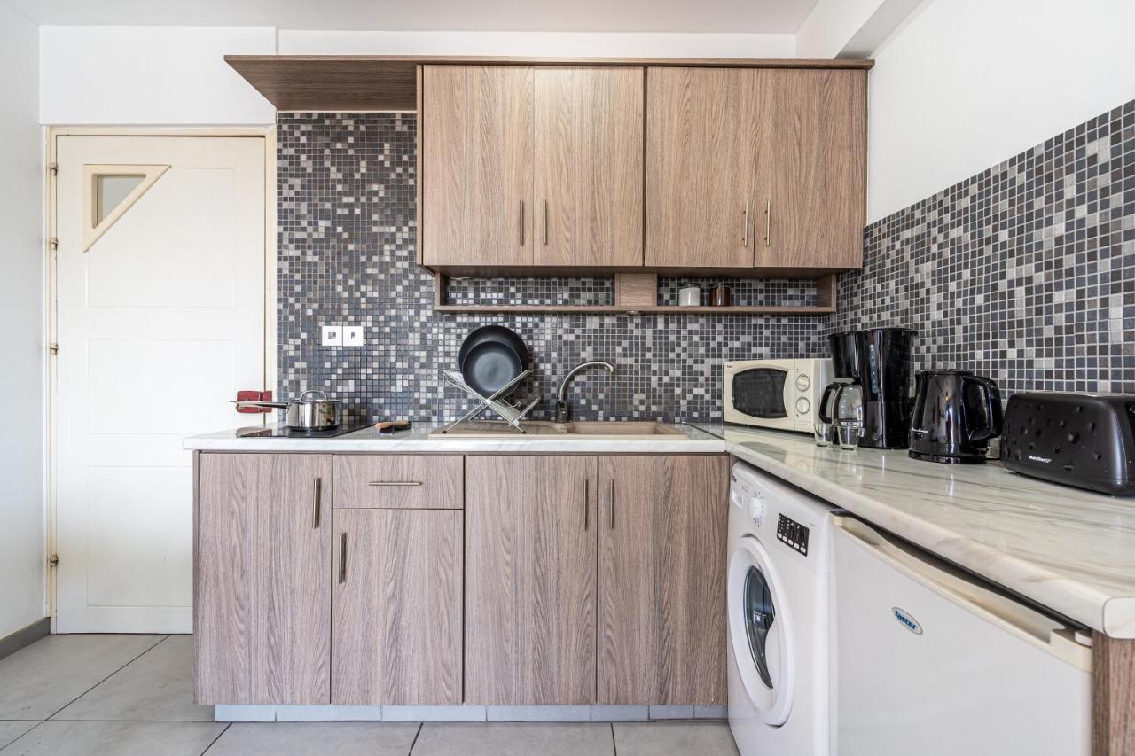 Made With Love 1-Br Apt By Finikoudes Beach Larnaca Exterior foto