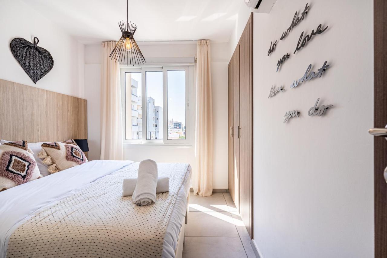 Made With Love 1-Br Apt By Finikoudes Beach Larnaca Exterior foto